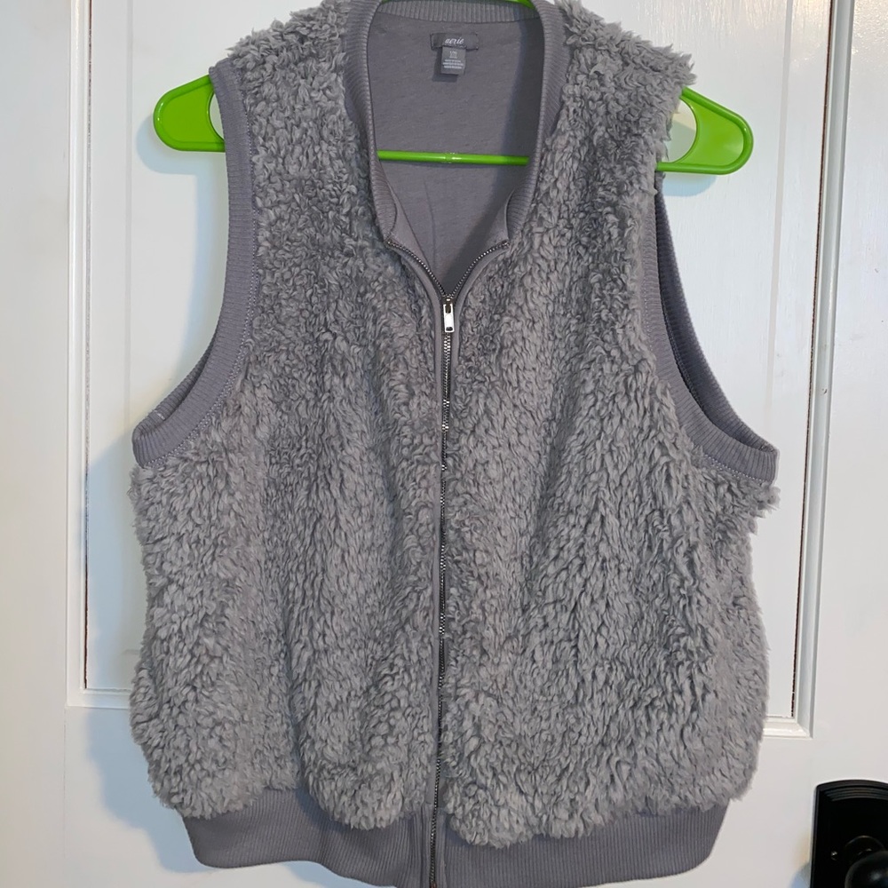 Spunky fuzzy vest- size large for roomier feel
